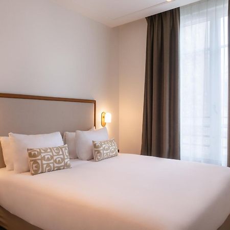Le Lampika Hotel パリ 部屋 写真