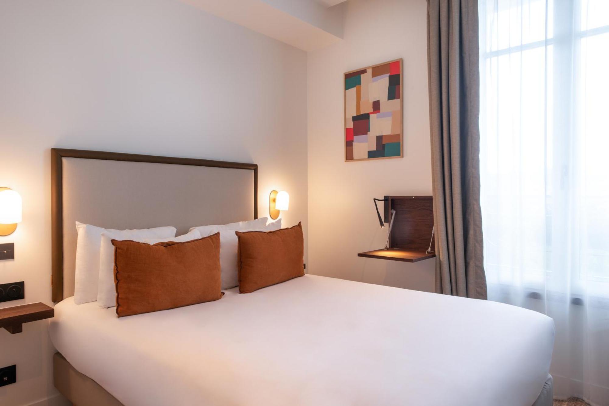 Le Lampika Hotel パリ 部屋 写真