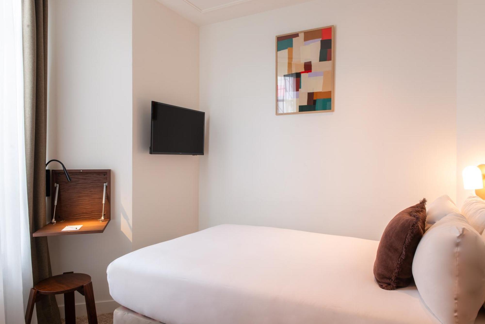 Le Lampika Hotel パリ 部屋 写真