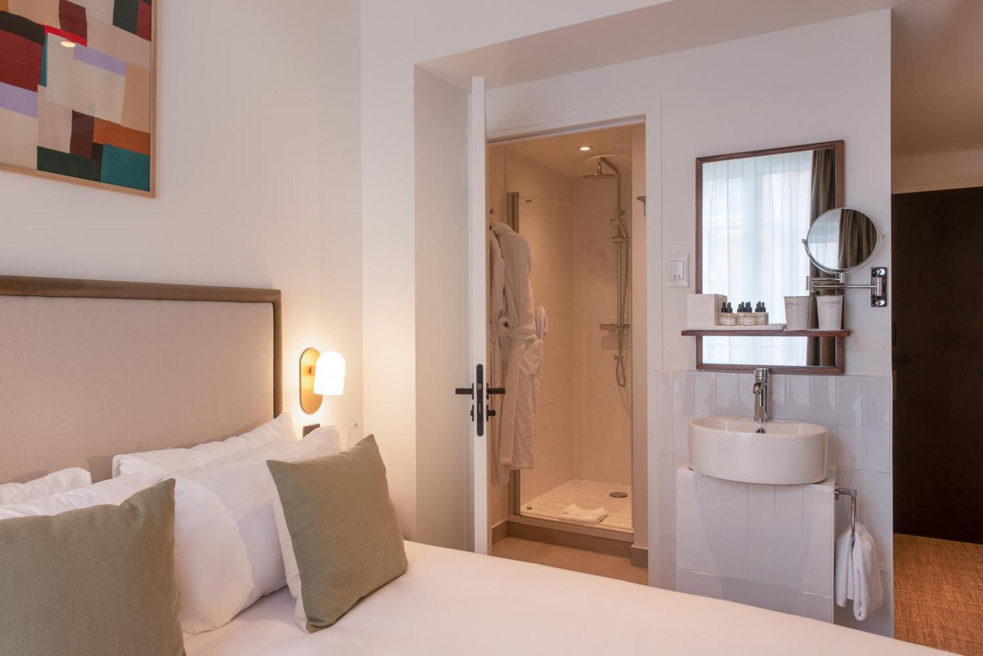 Le Lampika Hotel パリ 部屋 写真